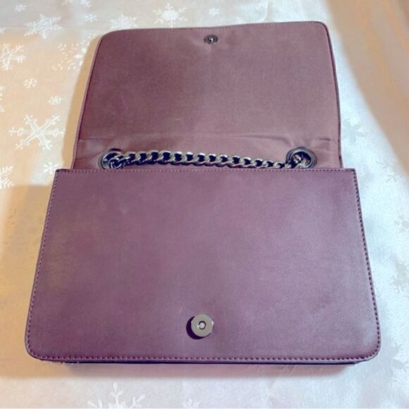 Aldo Crossbody Handbag Silver Tone Chain Strap & Chain Detail Vegan Leather - Picture 4 of 8